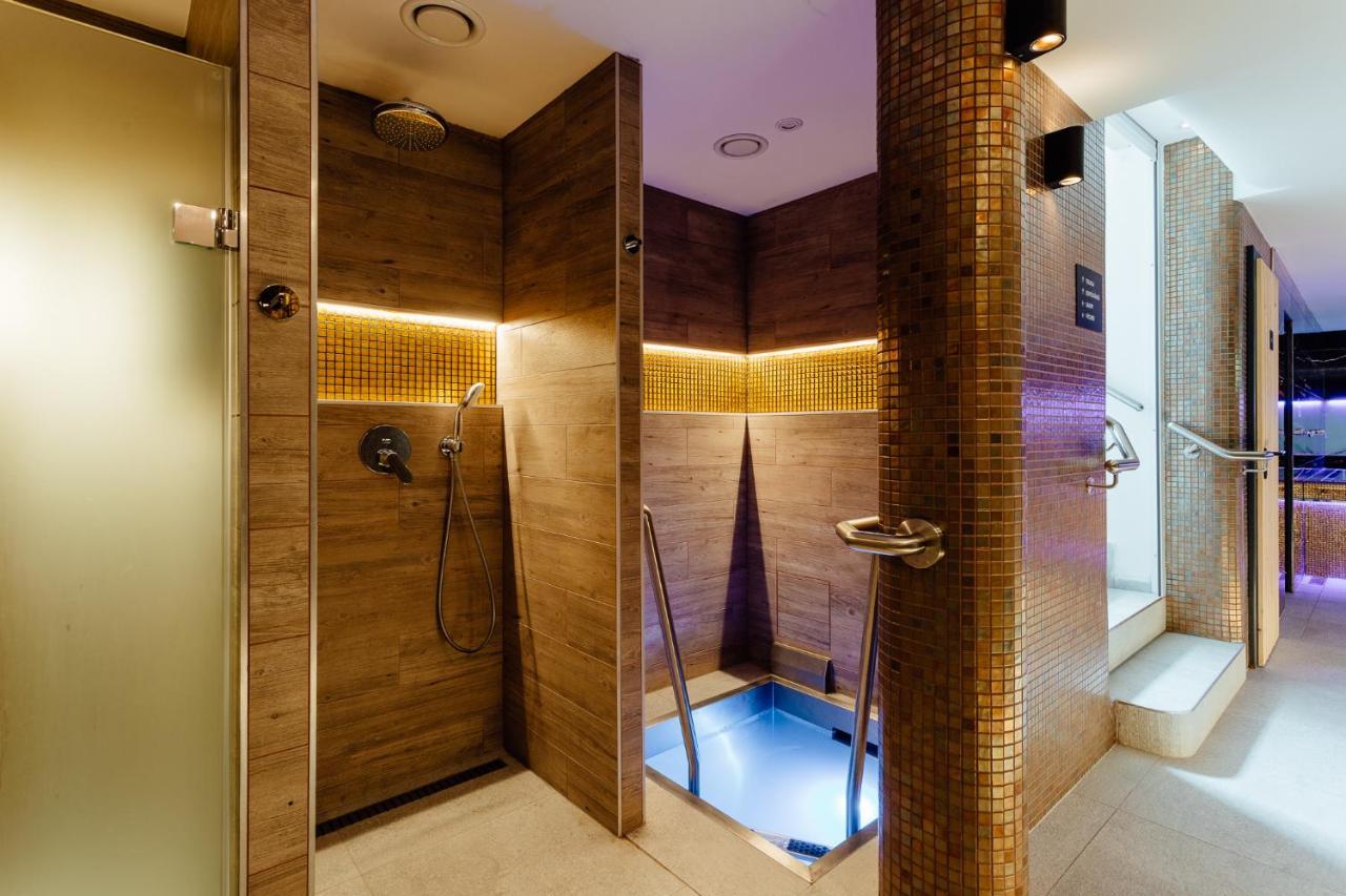 Wellness Rezort Janosikov Dvor Zázrivá Dış mekan fotoğraf